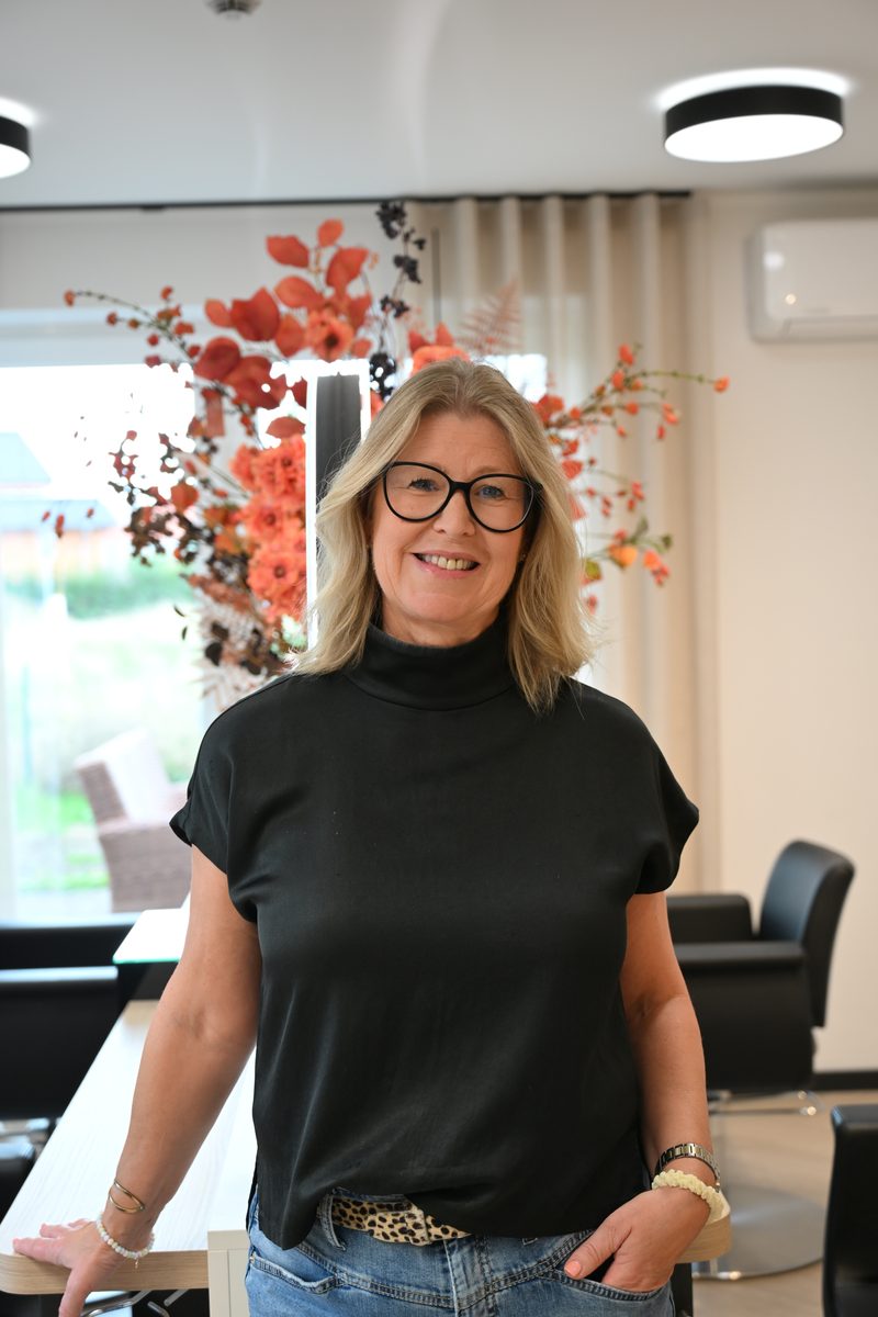Melanie, Saloninhaberin und Friseurmeisterin